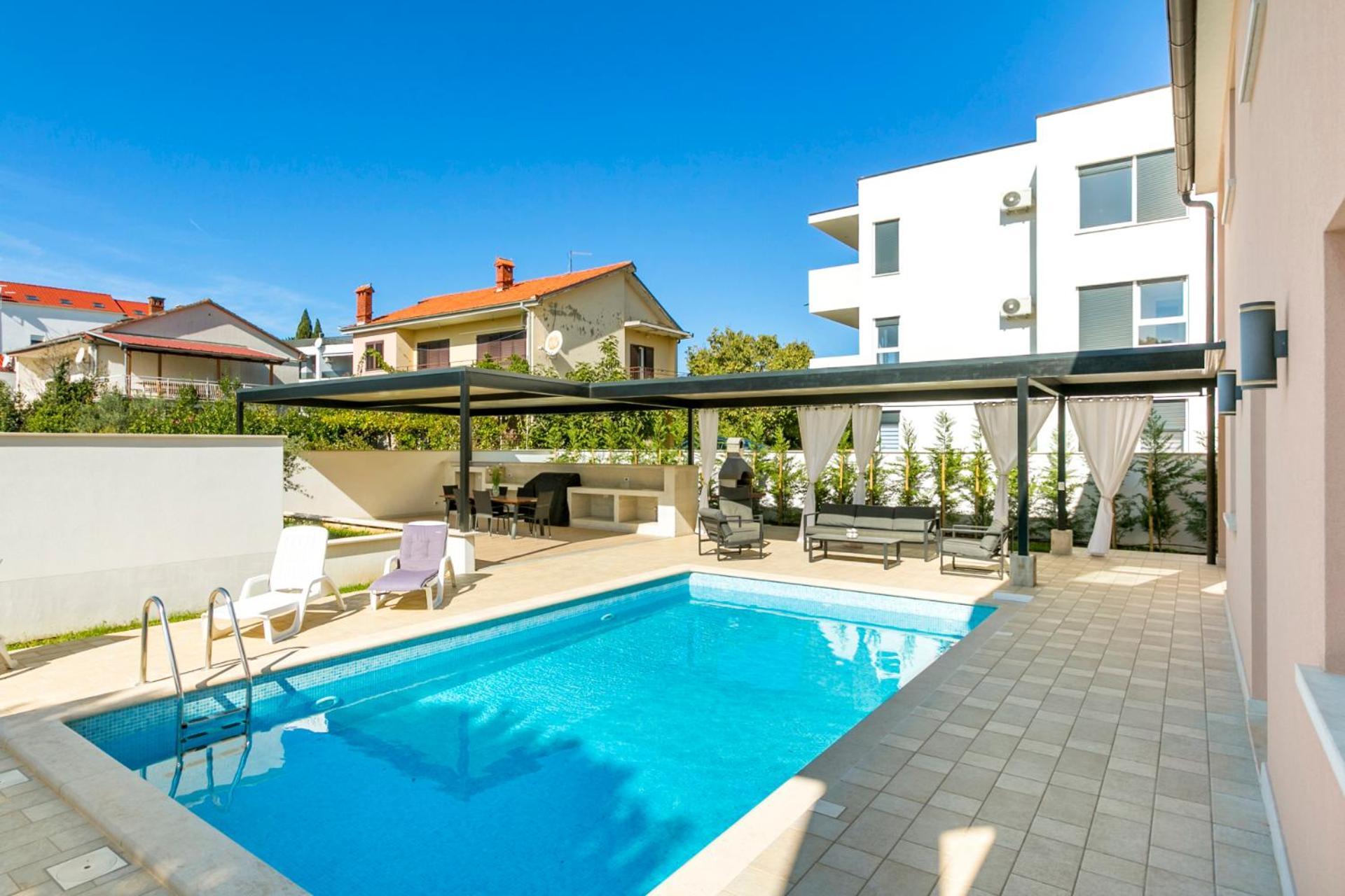 Villa Suzy 梅杜林 外观 照片